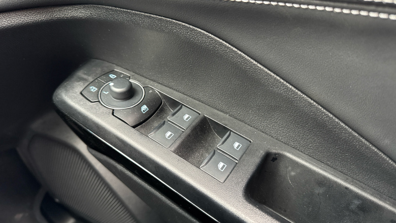 Ford Puma 1.0 EcoBoost Hybrid mHEV Titanium 5dr Petrol Hatchback